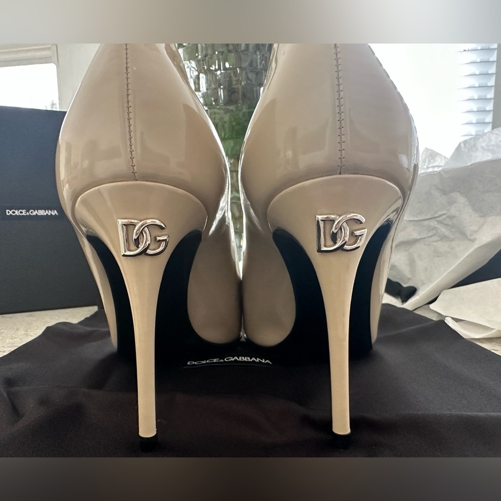 Brand new Kim K Dolce & Gabbana heels!